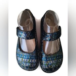Alegria Shoes Size 38 Leather Upper U.S Womens Size 8-8.5